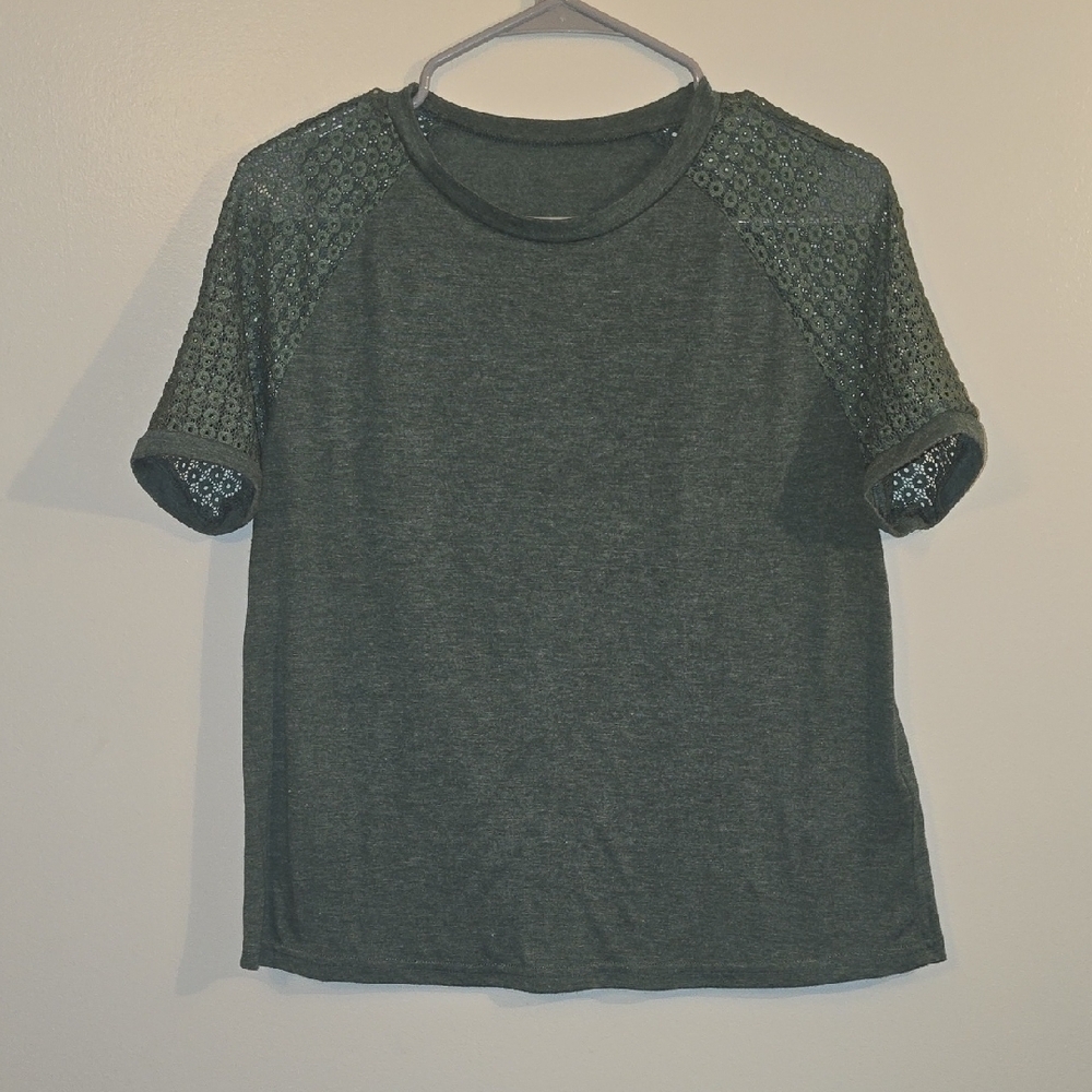 **4/$20 TEES**SHEIN Dark Green Eyelet Sleeve Tee LOT-N